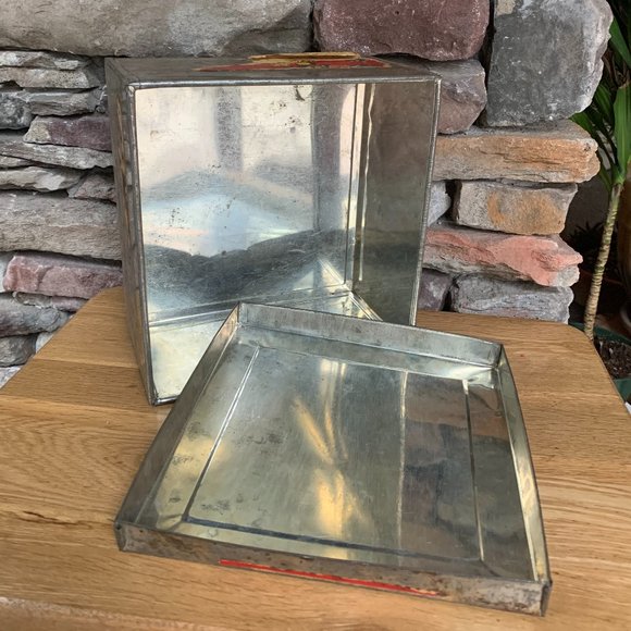 VTG 30s Christmas Tin Macfarlane Lang's M.L. Assorted Biscuits Cookies Holiday - Picture 13 of 13